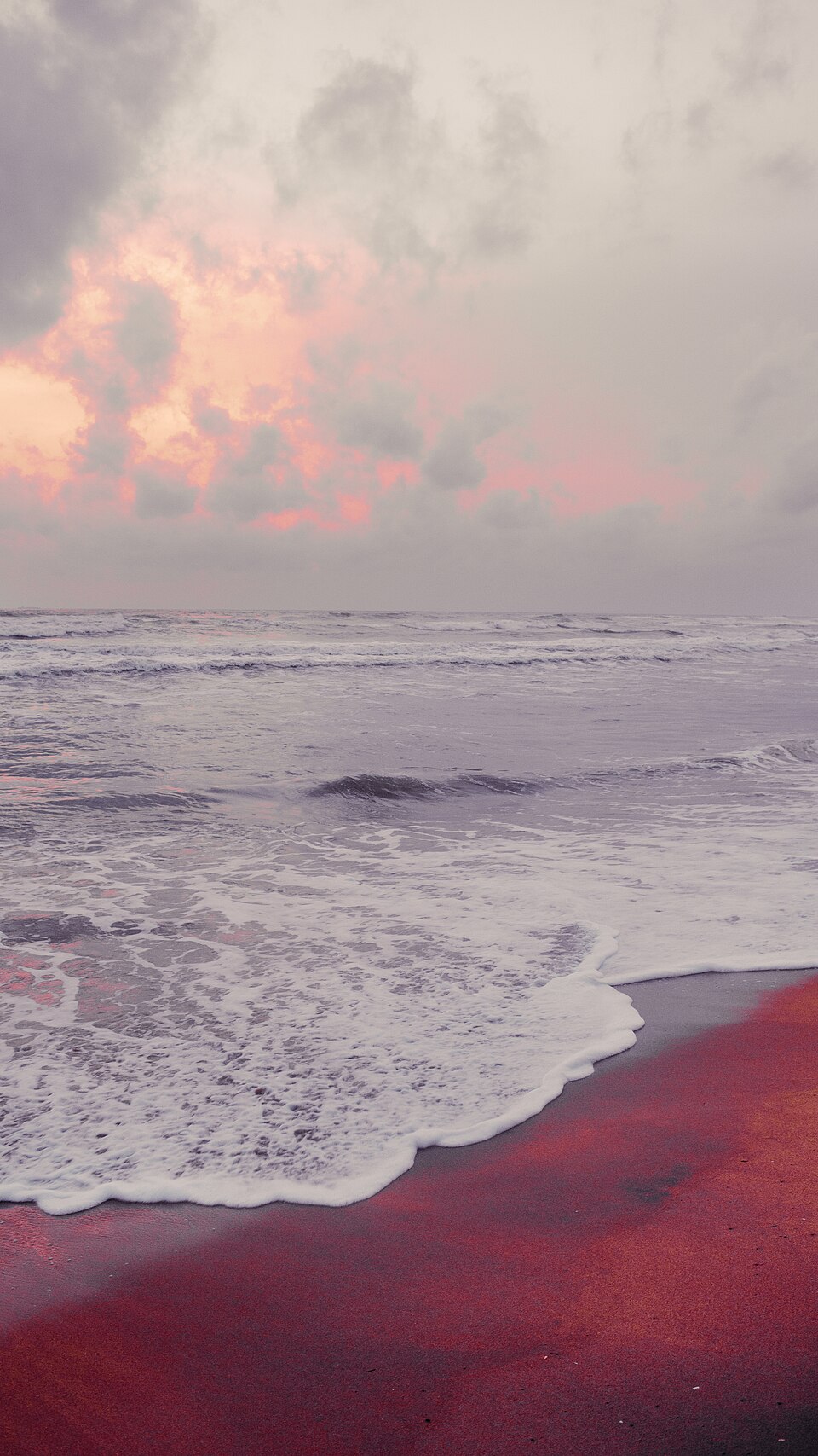 Sunset over the Indian Ocean at Wadduwa beach on Sri Lanka's west coast